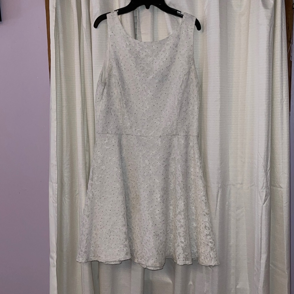 Worn once for a wedding super cute dress